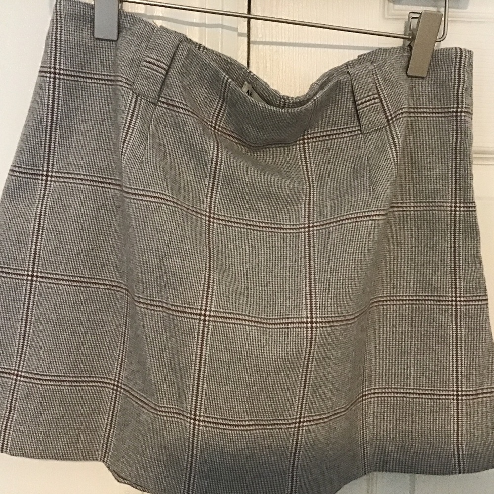 Abercrombie mini plaid skort size small